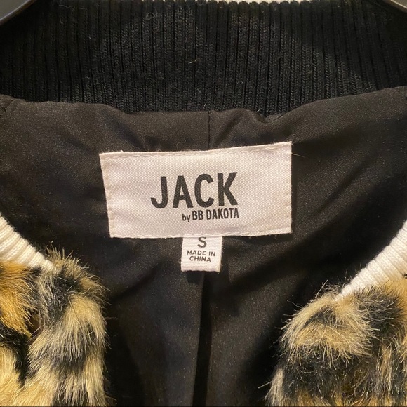 JACK by BB Dakota- Leopard print faux fur jacket - Picture 3 of 3